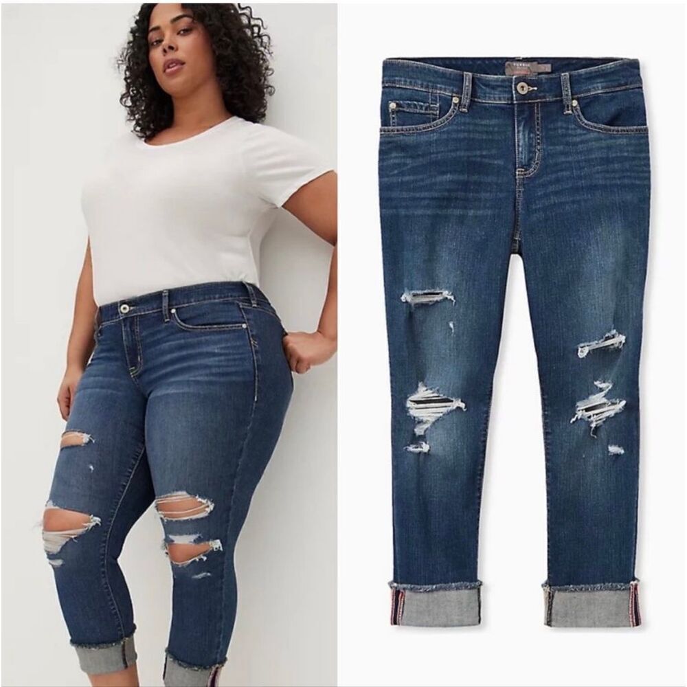 Womens Torrid Dark Rinse Distressed Boyfriend Crop Skinny Jeans - Sz 18